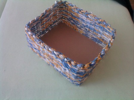 košík - pletenie z papiera